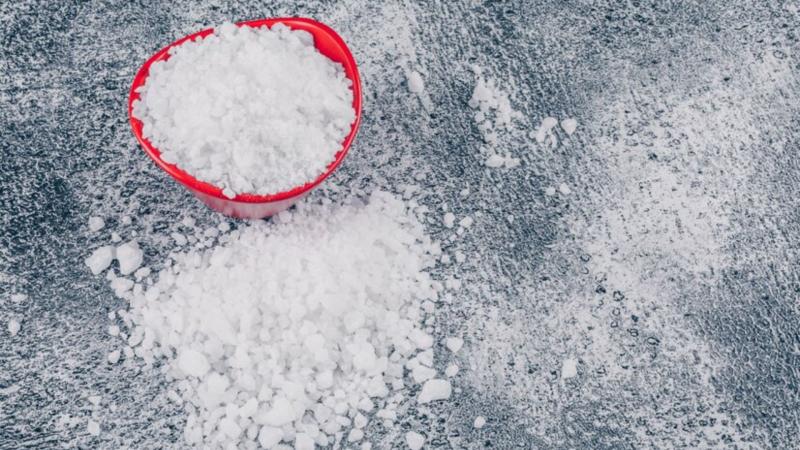 Soda cáustica comprar: onde encontrar e dicas para uso seguro